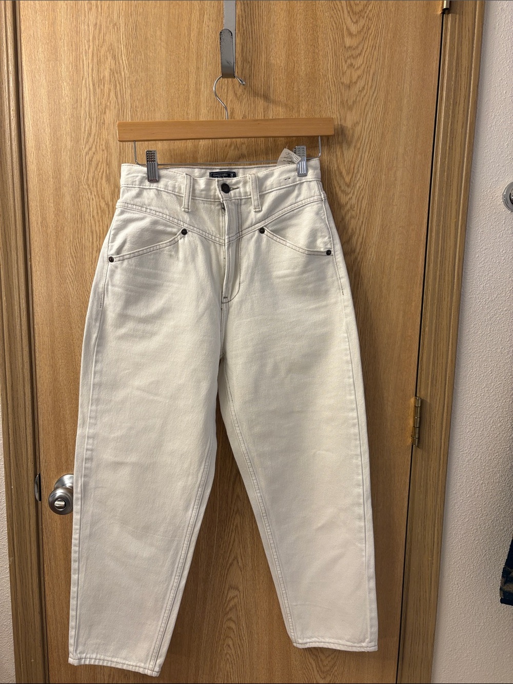 Abercrombie & Fitch High-Waist White Women's Jeans